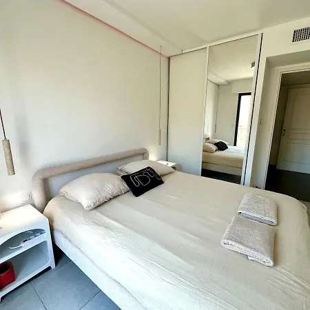 Luxury With Terrace Ac And Parking * أنتيب